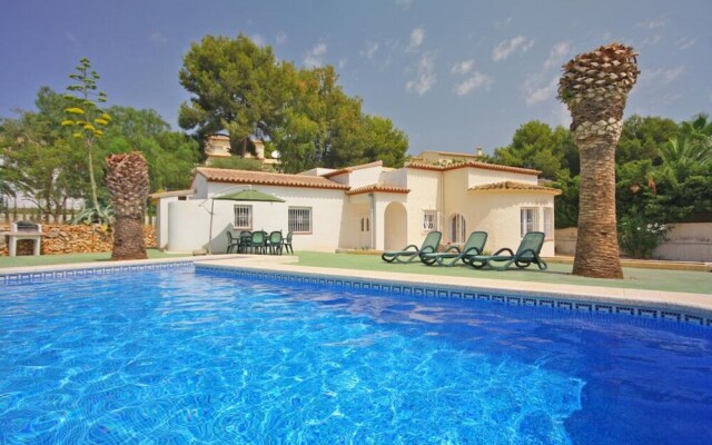 Villa - 3 Bedrooms with Pool and WiFi - 106434