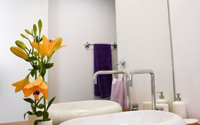 Pura Vida Beach Suites