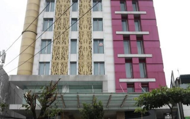 Surabaya River View Hotel