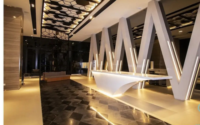 Expressionz Professional Suites by KL101