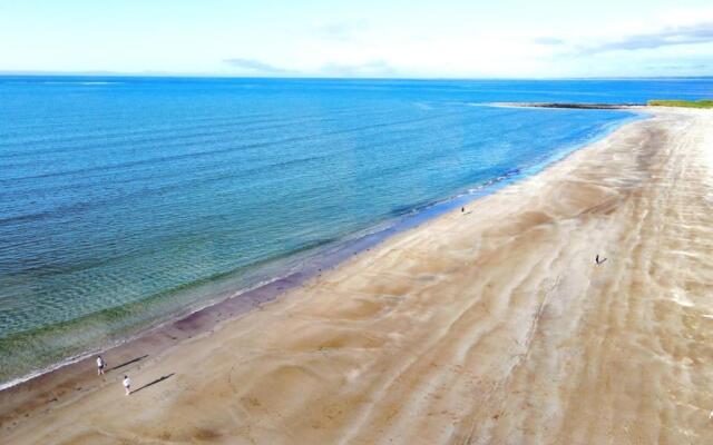 Ross Beach Family Farmhouse B&B