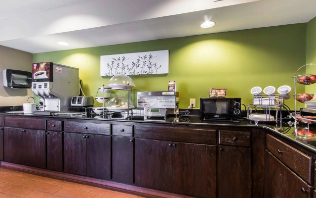 Quality Inn Memphis Northeast near I-40