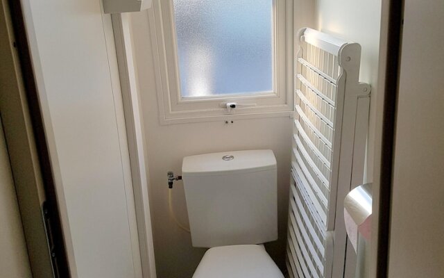 Property With 3 Bedrooms in Saint-jean-de-monts, With Pool Access, Fur