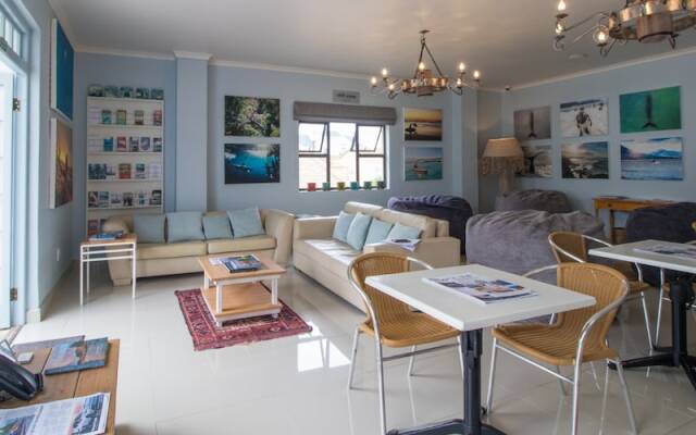 Zzzone Boutique Hostel