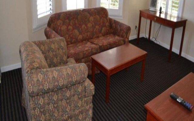 Alpha Inn & Suites