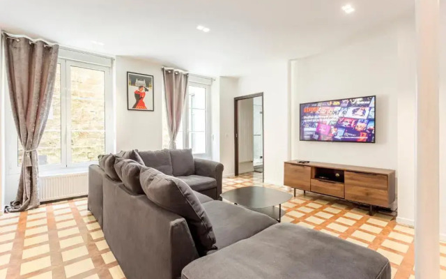 180 Suite Eden, Luxury APT at Sacré Coeur