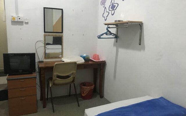 OYO 897799 Jembal Dynasty Inn