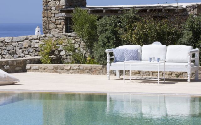 Villa Aquaria by The Pearls Collection