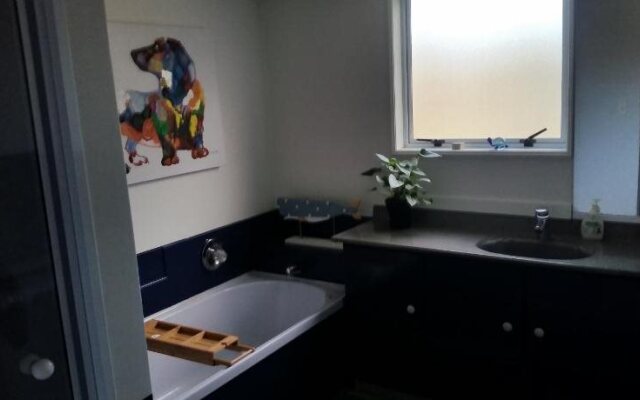 Berni's Boutique BnB Airport