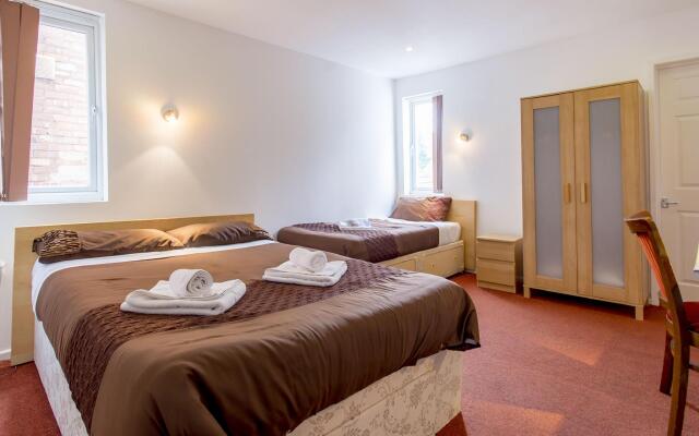 Cotswold Hotel