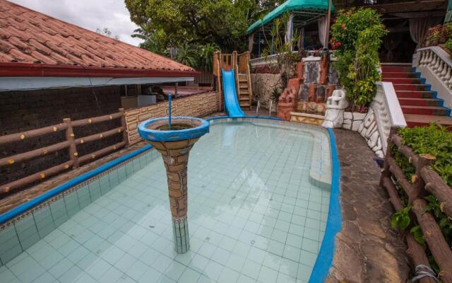 OYO 588 Sunrock Resort