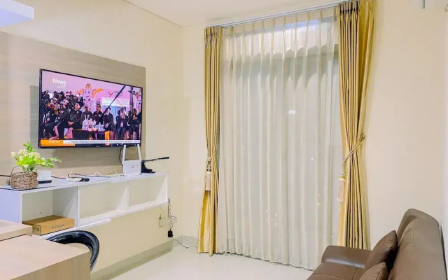 Good and Warm 1BR Apartment at Pejaten Park Residence