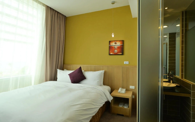 In Young Hotel