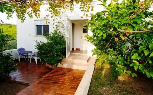 Podstrana House with garden