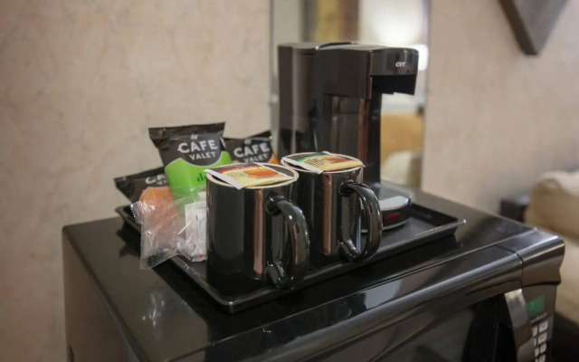 Clarion Hotel & Convention Center