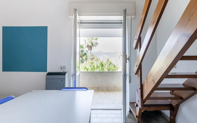 Attractive Apartment in Loano With Garden