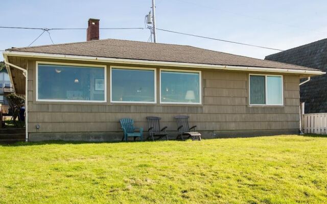 Beach Bungalow - Roads End