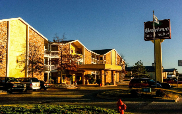 Oaktree Inn and Suites