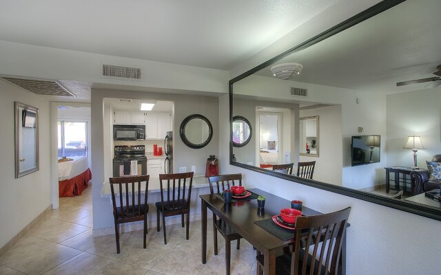 Park Suites at 108 - Free Golf