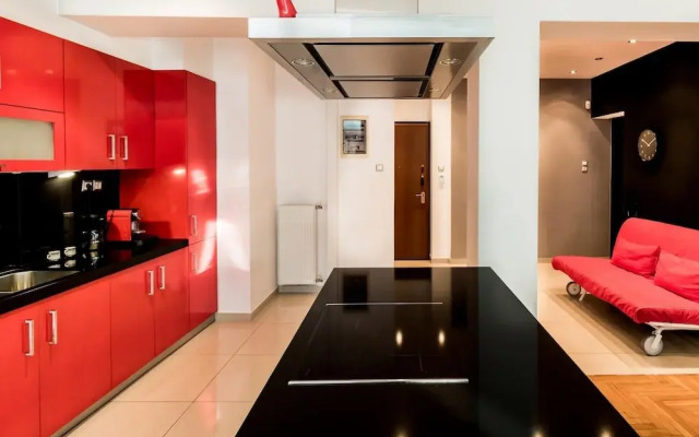 A Luxury Comfortable 2bdrm Apt in Athens