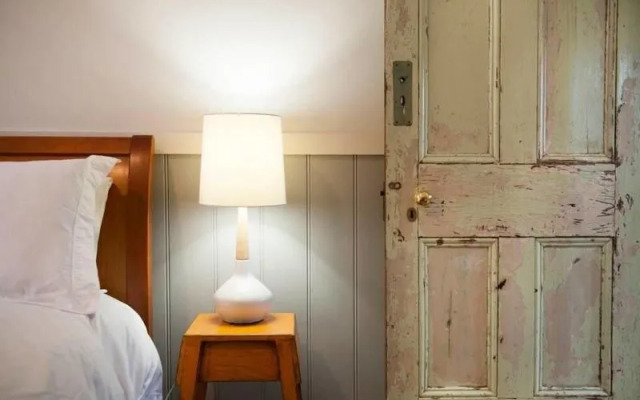 Peppertree Hill Luxury Farm Accommodation