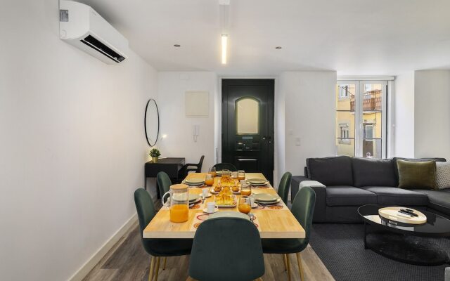 Urban Oasis Premium Location w AC