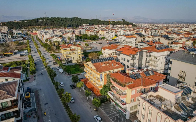 Sazak Otel