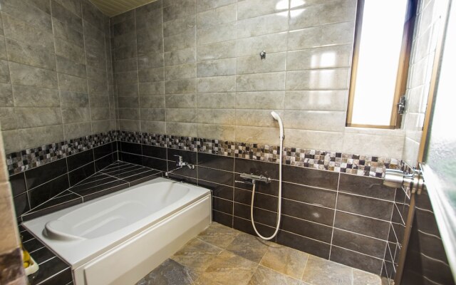 Cozy House In Urasoe