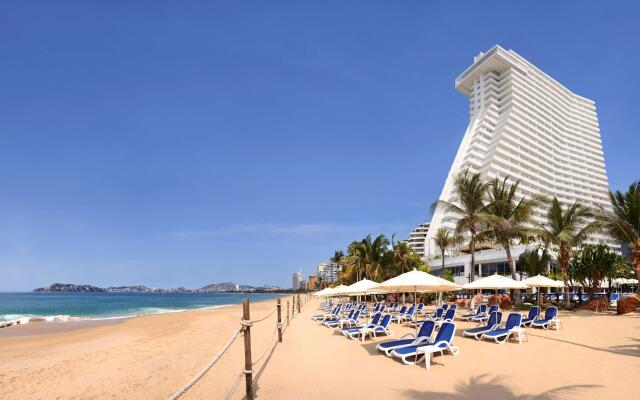 HS HOTSSON Hotel Acapulco