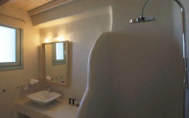 Bluewave Villa