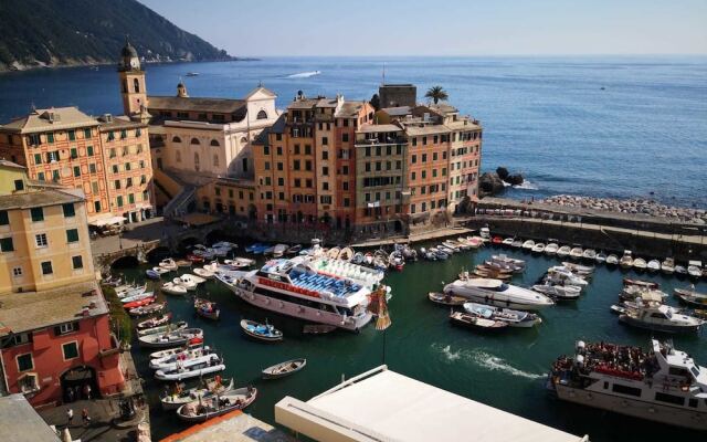 Appartamento Attico Sul Porto Di Camogli