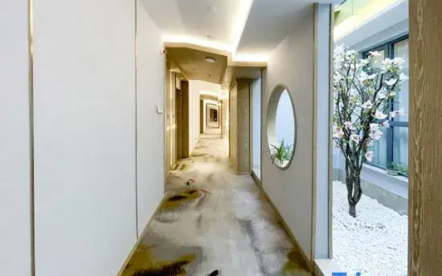 Yanjiangnan Hotel