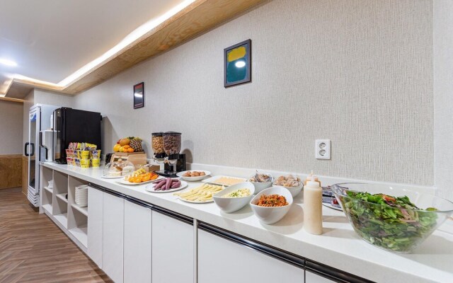 Sweet Hotel Seongseo
