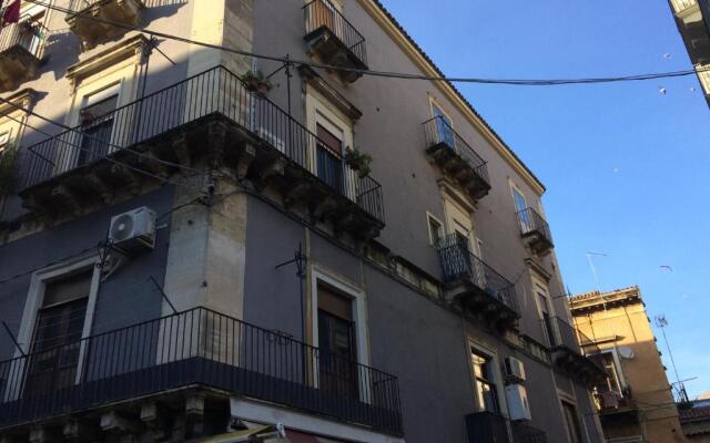 Flat for 2 in Catania, B&B Le voci del mercato 31th December check in until 16 pm