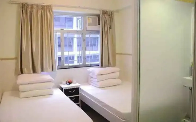 Star light hotel