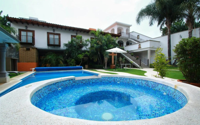 Hotel Concierge Flor y Canto