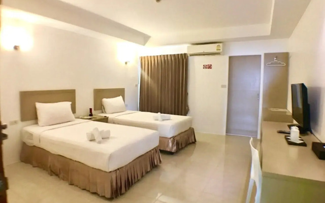 Trat Center Hotel