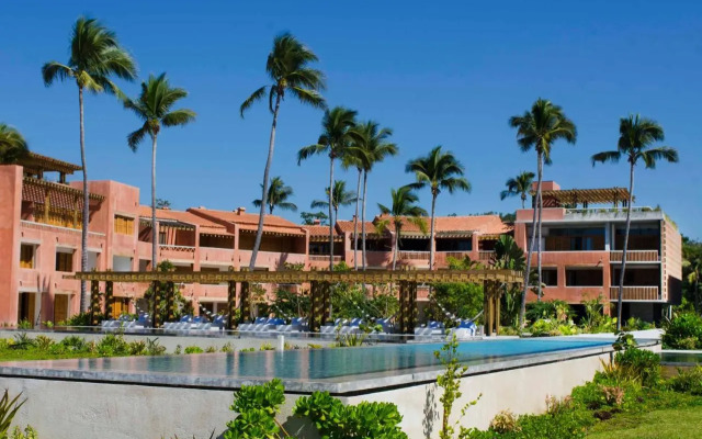 El Careyes Beach Resort