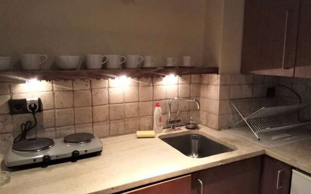 Elegant & Cozy Central Apt • 5' to Athens Metro St