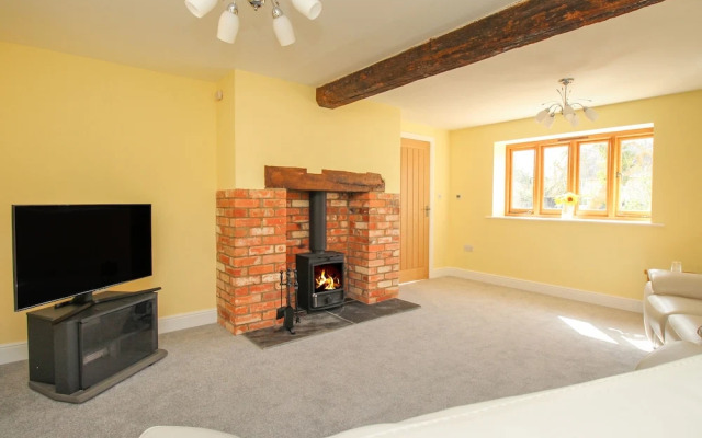 The Stables, Burton Bradstock