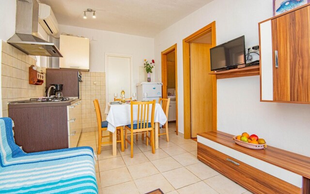 Awesome Apartment in Brodarica With Wifi and 1 Bedrooms
