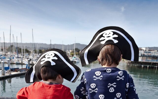 Portola Hotel & Spa at Monterey Bay