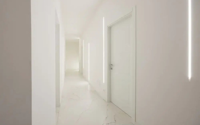 Excelsior Station Suite