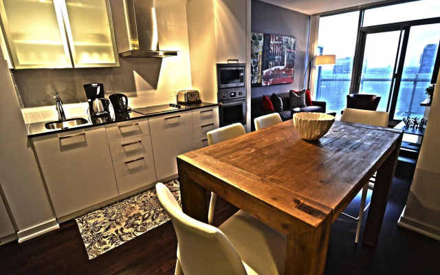Toronto Escape - Onyx Suite