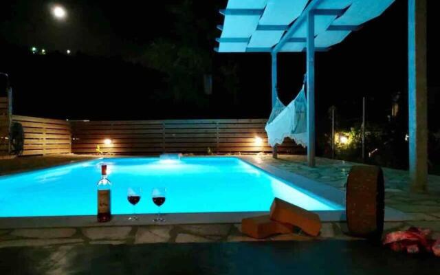 Sea Breeze Apartments - n.1 with private pool