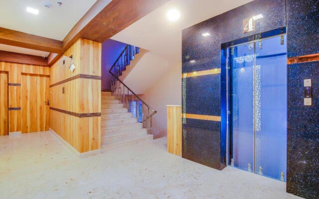 Trend Orion Crystal by Treebo