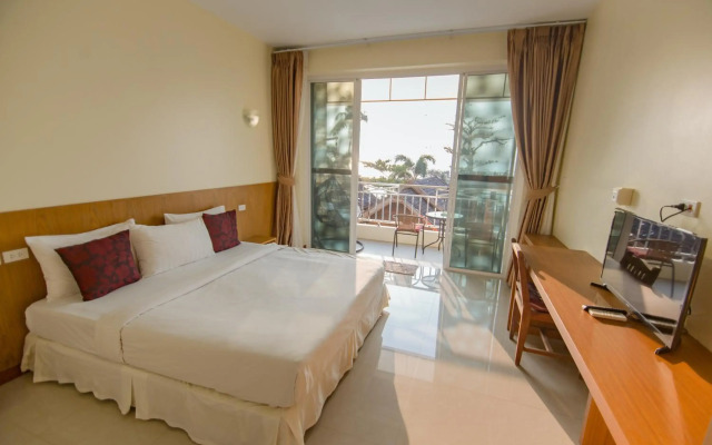 Mam Kai Bae Beach Resort