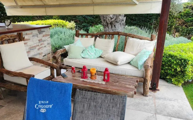 Luxurious 6 Bedroom Villa In a Great Location