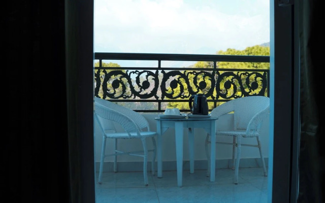 Hotel Sahebs Castle McLeodganj