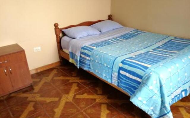 Oscar's Hostal